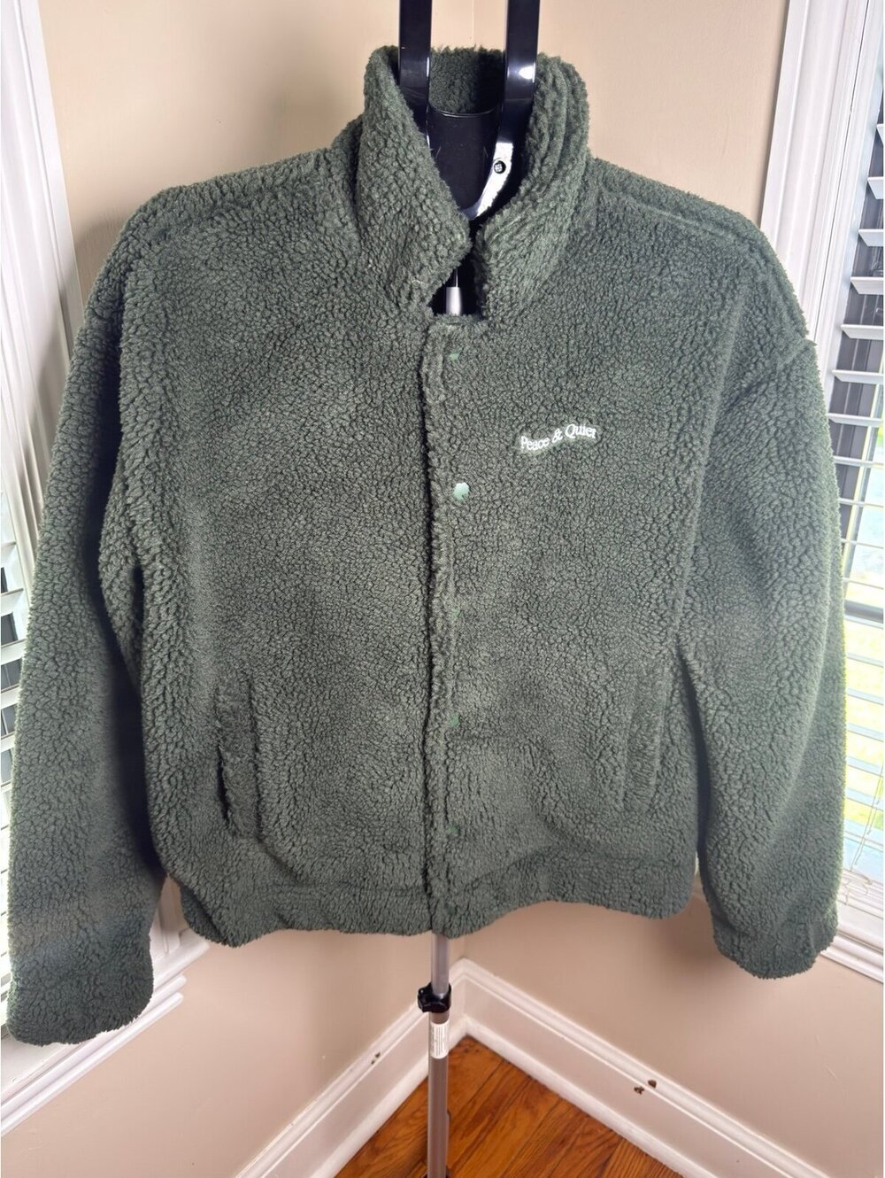 Museum of Peace & Quiet Sherpa Fleece Jacket Olive Green Snap Front Logo NWT Med